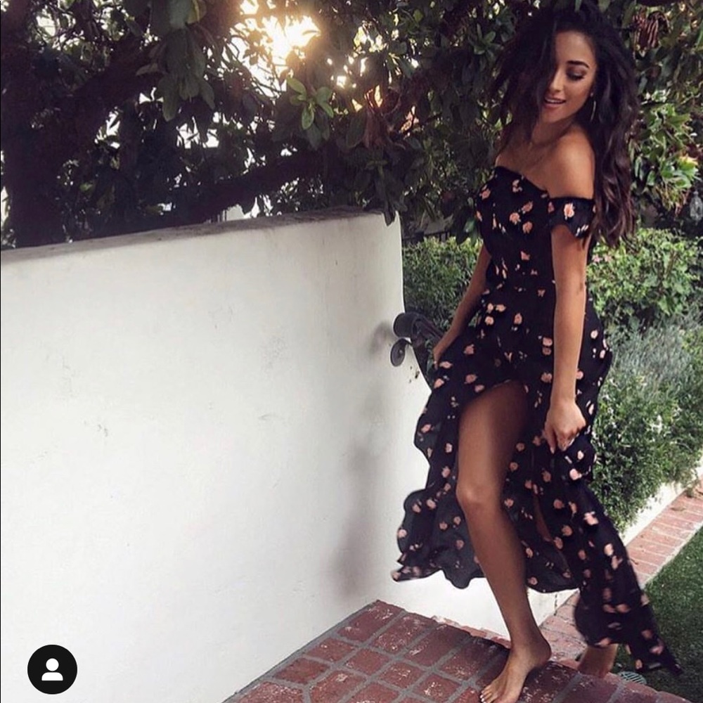 ❌️SOLD❌️Flynn Skye Bella Maxi